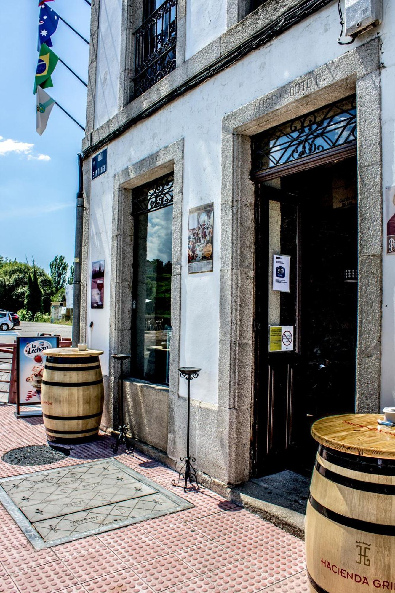 Roots&Boots Lugo Hostel Exterior photo